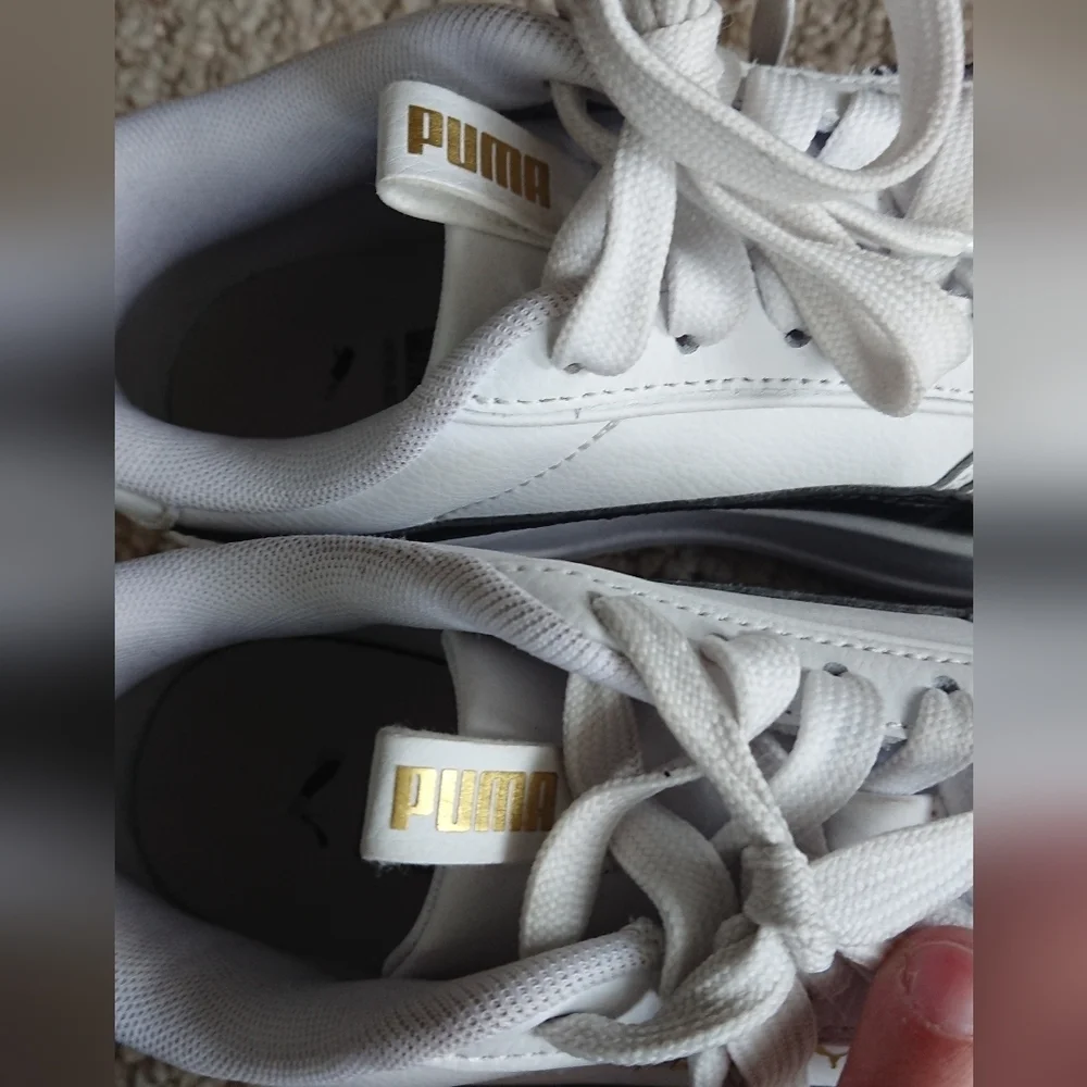 PUMA Karmen Rebelle Platform Sneaker size 7
